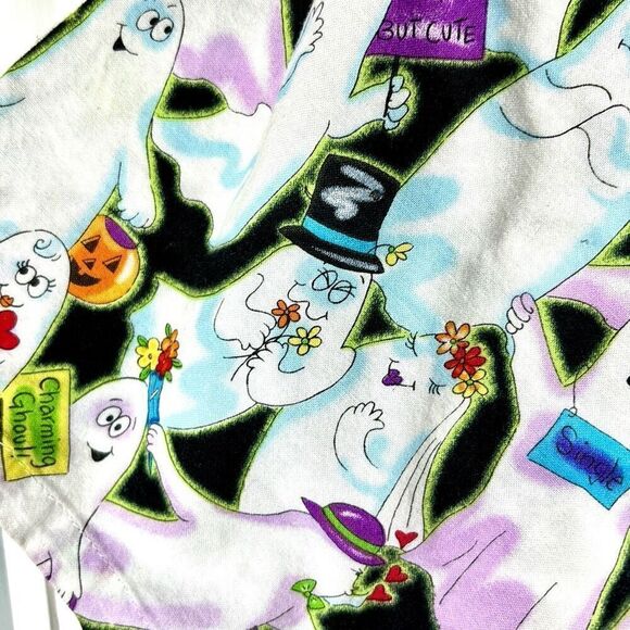 Barco Uniforms cotton cartoon ghosts print two pocket V- neck scrub top M - Picture 9 of 13